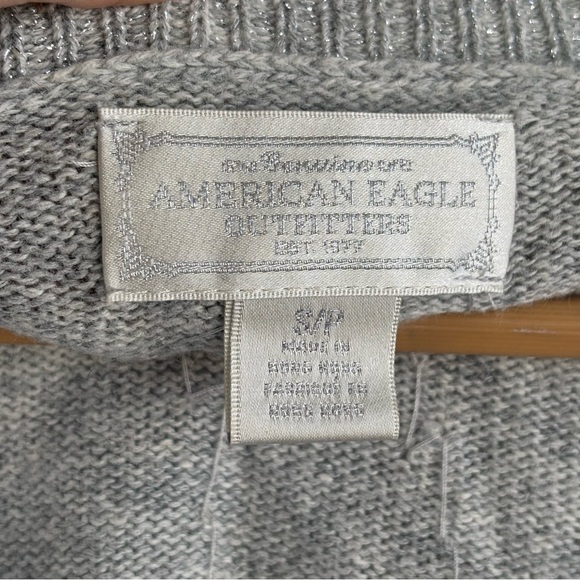 Gray Floral Embroidered Cardigan - Picture 4 of 7